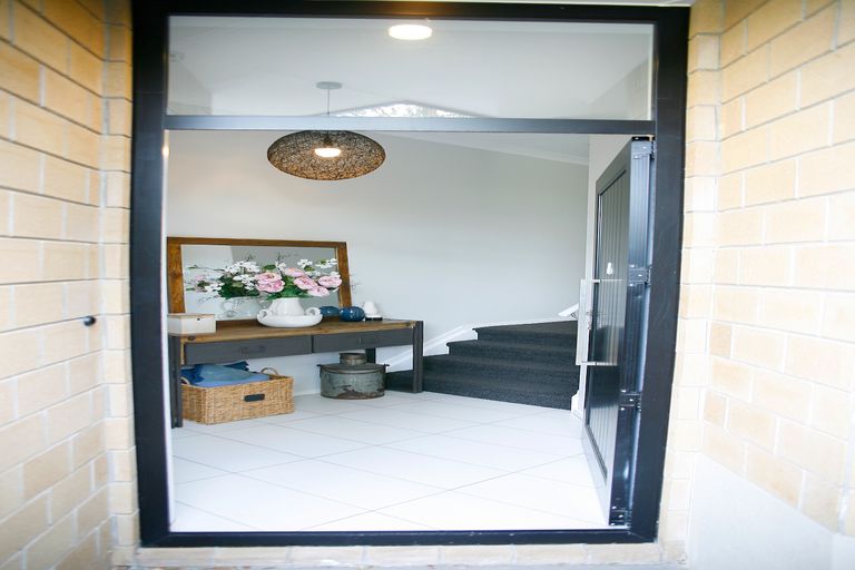 Photo of property in 33 Sunningdale Street, Wattle Downs, Auckland, 2103