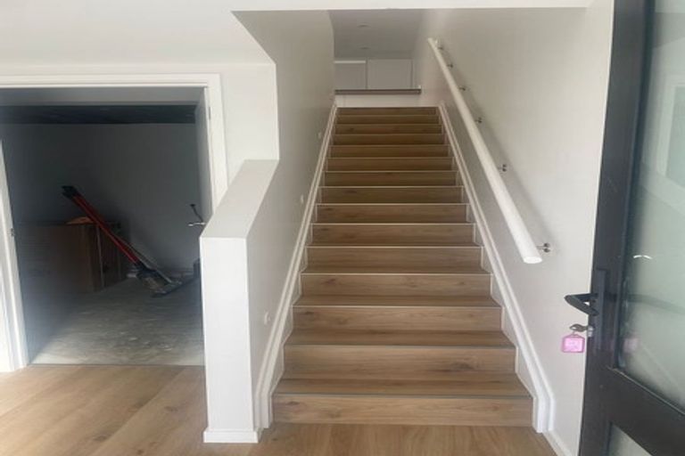 Photo of property in 5 Dee Place, Torbay, Auckland, 0630