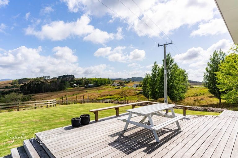 Photo of property in 918 Oneriri Road, Kaiwaka, 0573