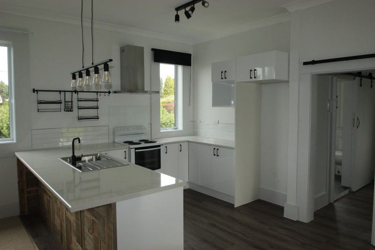 Photo of property in 37 Norfolk Street, Riversdale, 9776