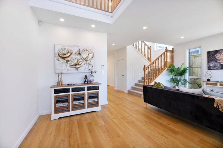 Photo of property in 30 Kenmure Avenue, Forrest Hill, Auckland, 0620