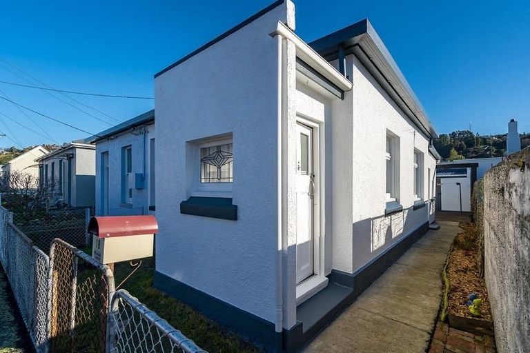 Photo of property in 18 Thorn Street, Caversham, Dunedin, 9012