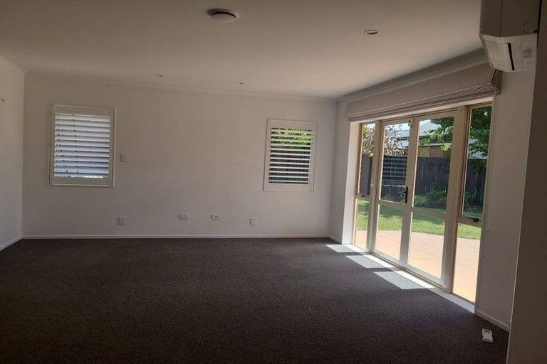 Photo of property in 30 The Esplanade, Huntington, Hamilton, 3210