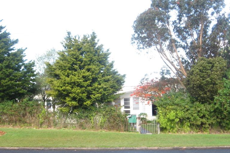 Photo of property in 1 Arthur Road, Hillpark, Auckland, 2102