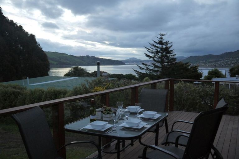 Photo of property in 28 Porterfield Street, Macandrew Bay, Dunedin, 9014