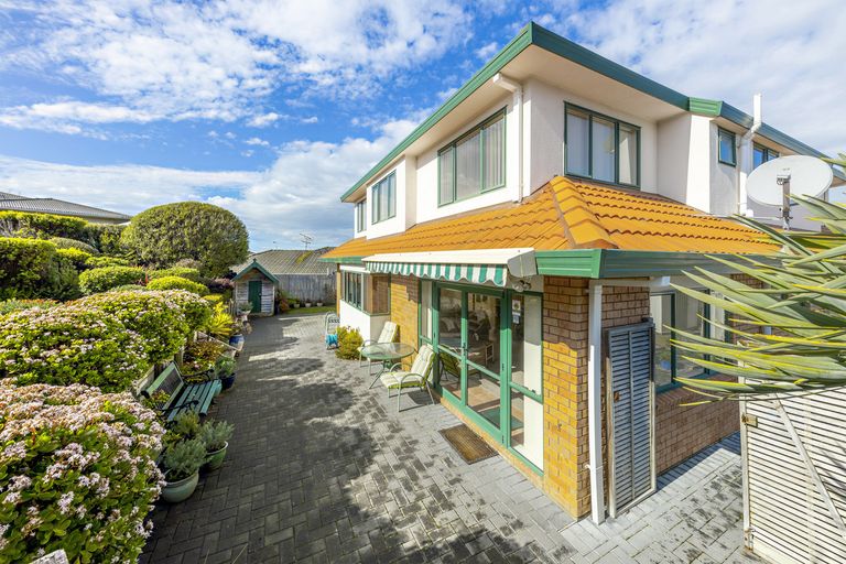 Photo of property in 5 Rathmar Drive, Manurewa, Auckland, 2105