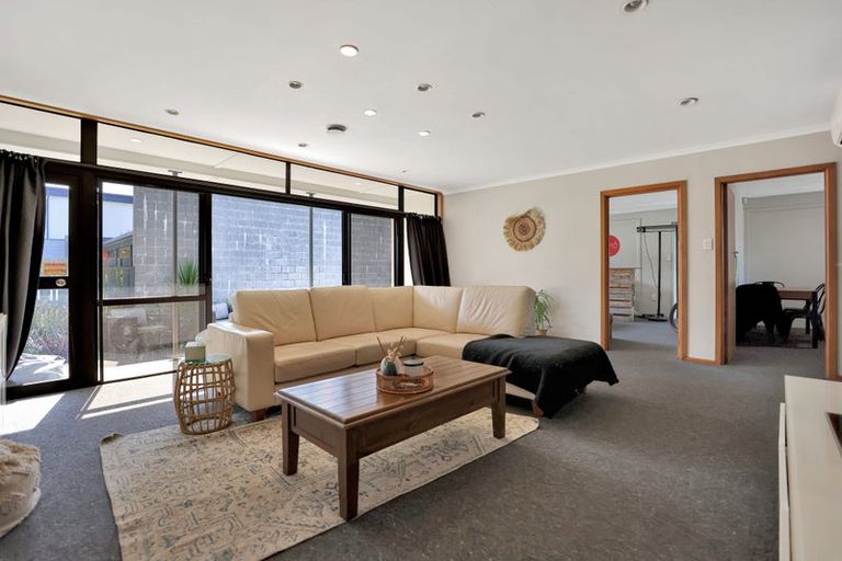 Photo of property in 17 Mona Square, Ashburton, 7700