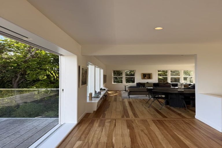 Photo of property in 48 Seaview Avenue, Northcote, Auckland, 0627