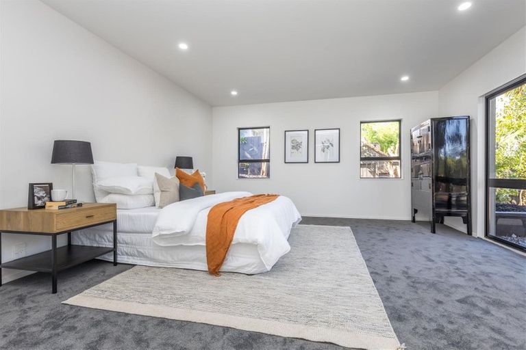 Photo of property in 8 View Road, Campbells Bay, Auckland, 0630