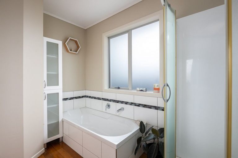 Photo of property in 34 Essex Street, Vogeltown, New Plymouth, 4310