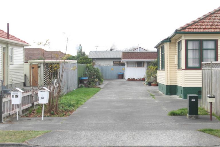 Photo of property in 3/20 Russell Road, Marewa, Napier, 4110