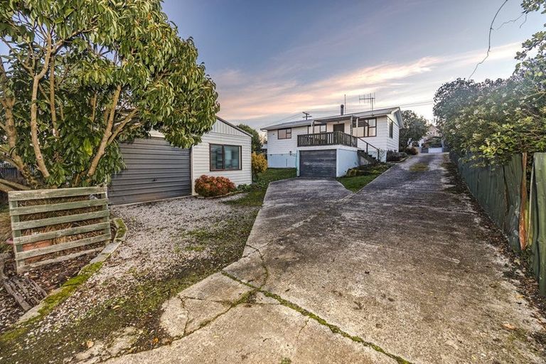 Photo of property in 25 Mersey Street, South Hill, Oamaru, 9400