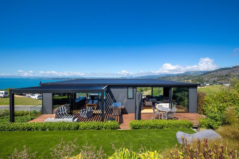 Photo of property in 21 Talisman Heights, Kaiteriteri, Motueka, 7197