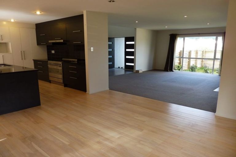 Photo of property in 10 Catlins Place, Fairview Heights, Auckland, 0632