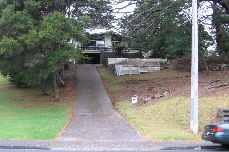 Photo of property in 84 Millbrook Road, Henderson, Auckland, 0612