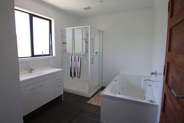 Photo of property in Maheno-kakanui Road, Kakanui, Oamaru, 9495