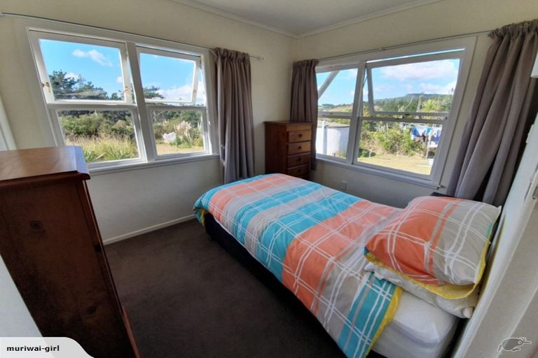 Photo of property in 62 Bethells Road, Waitakere, Henderson, 0782