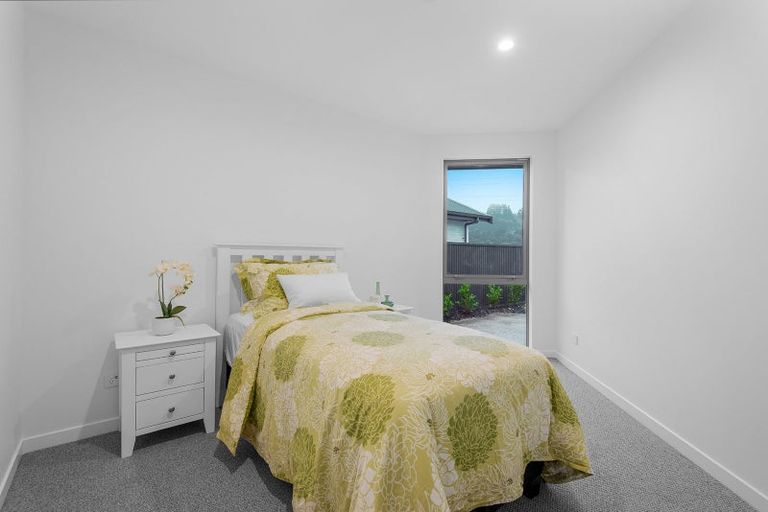 Photo of property in 5 Tapley Close, Halfway Bush, 9010