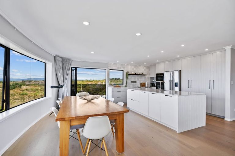 Photo of property in 155 Bream Bay Drive, Ruakaka, 0116