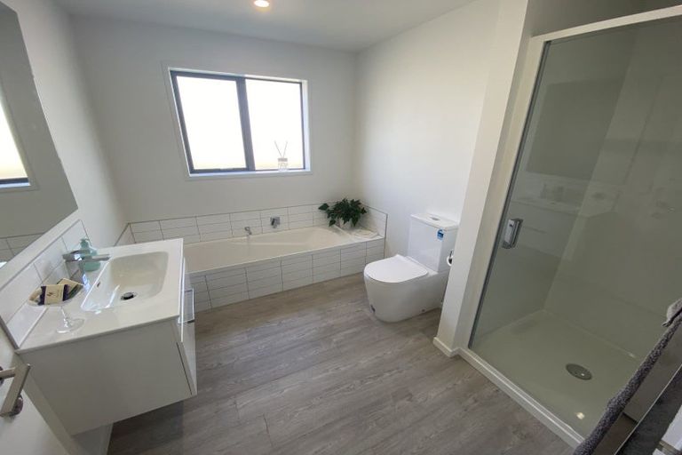 Photo of property in 36a Queenwood Road, Levin, 5510