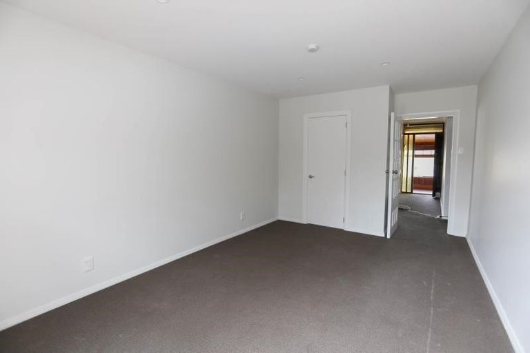 Photo of property in 18 Broadbent Street, Riccarton, Christchurch, 8041