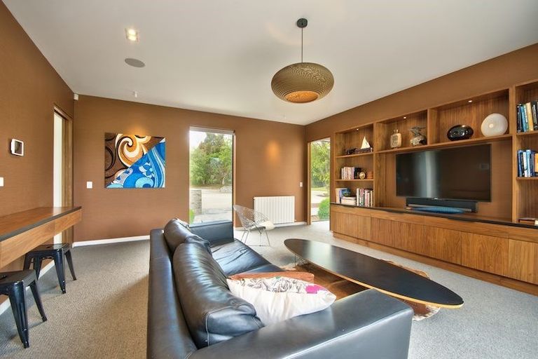 Photo of property in 27 Mooney Road, Speargrass Flat, Queenstown, 9371