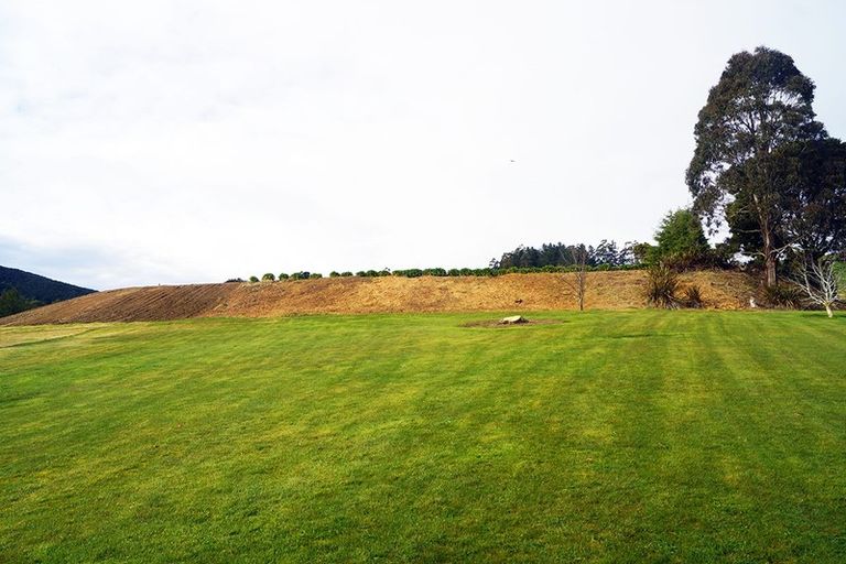 Photo of property in 79 Orokonui Road, Waitati, 9085