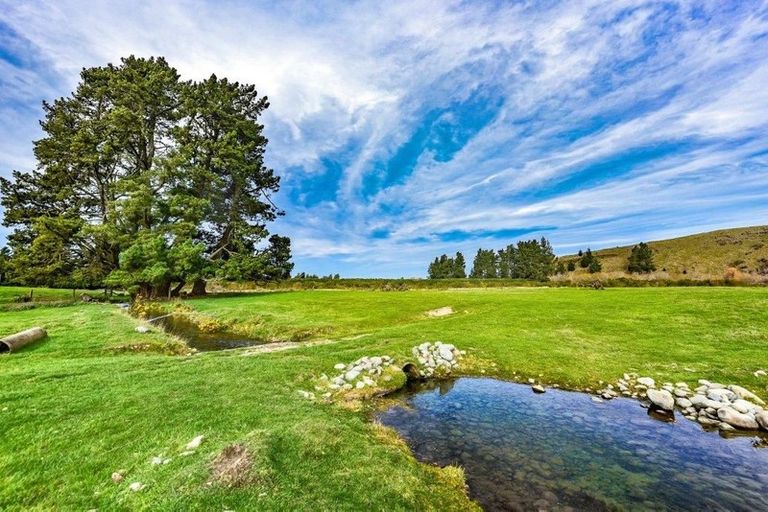 Photo of property in 3127 Coaltrack Road, Coalgate, 7673