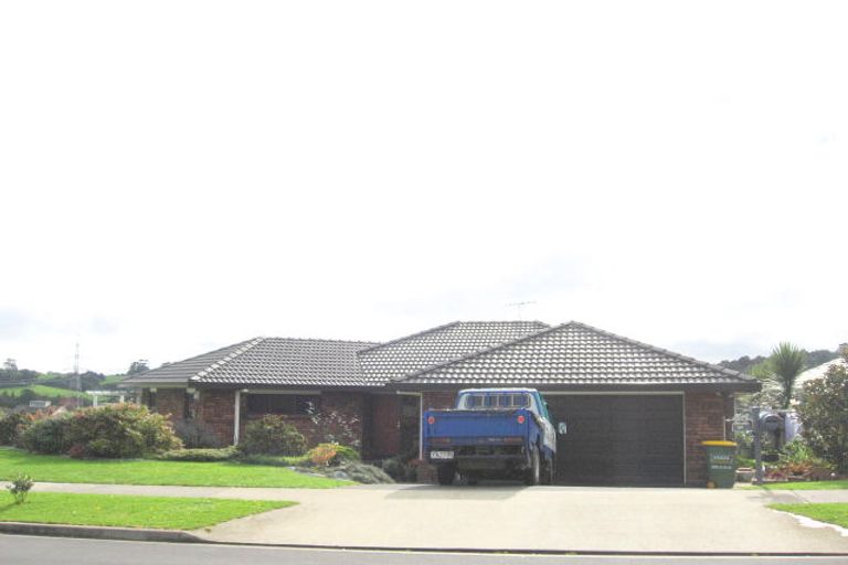 Photo of property in 46 Mt Lebanon Crescent, The Gardens, Auckland, 2105
