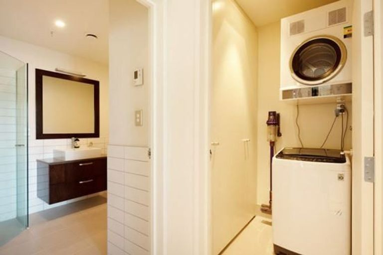 Photo of property in Chews Lane Apartments, 15g/9 Chews Lane, Wellington Central, Wellington, 6011