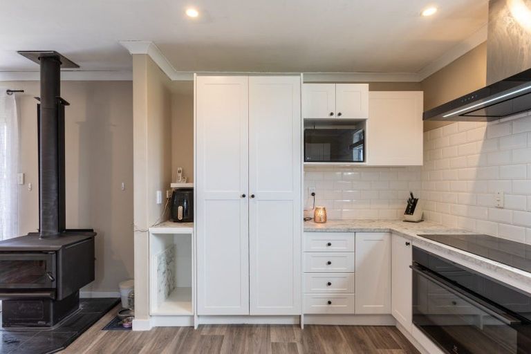 Photo of property in 33 Burgoyne Street, Woodville, 4920