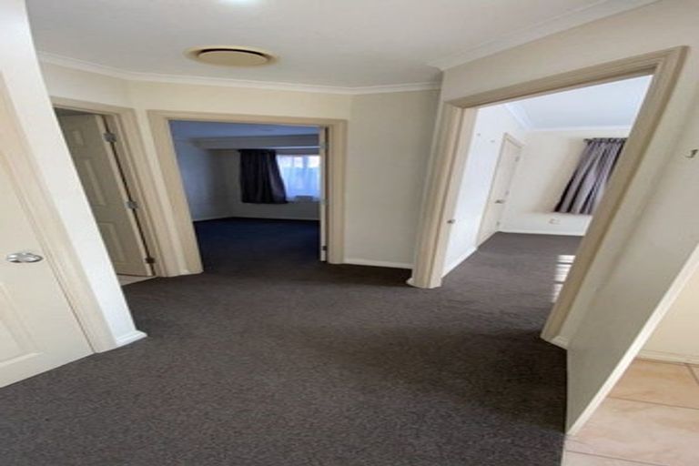 Photo of property in 9 Killeen Place, Flat Bush, Auckland, 2019