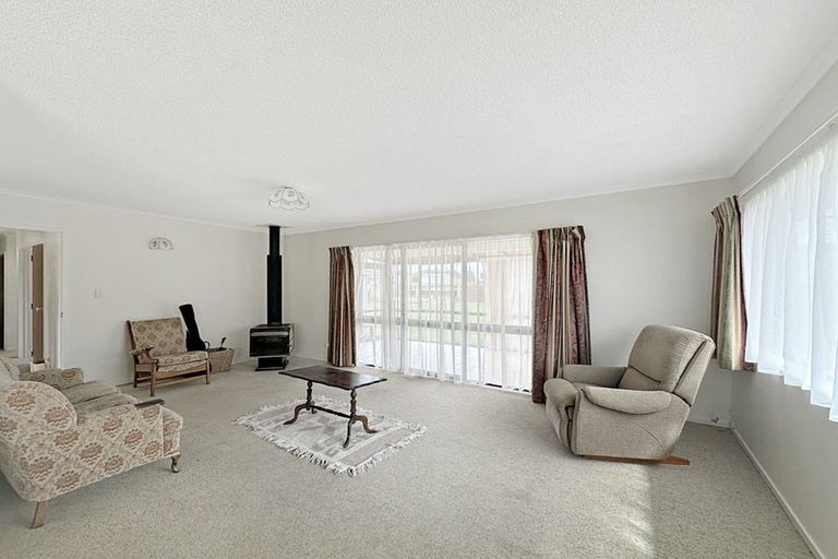 Photo of property in 4 Norfolk Drive, Otamatea, Whanganui, 4500