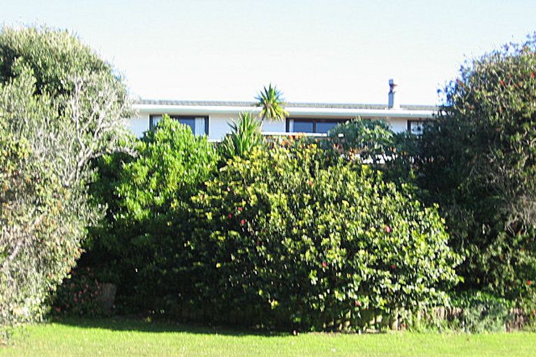 Photo of property in 18 Willjames Avenue, Algies Bay, Warkworth, 0920