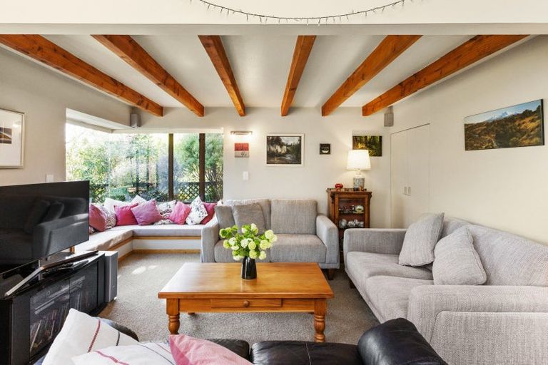 Photo of property in 22 Toop Street, Havelock North, 4130