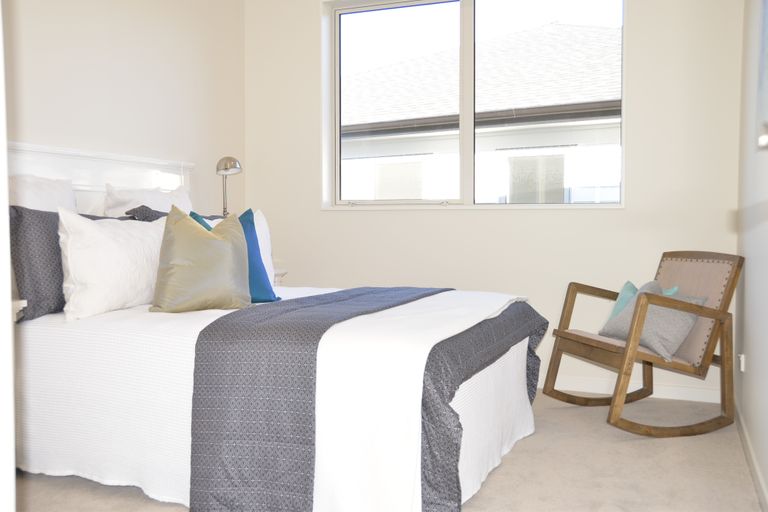 Photo of property in 98 Godfrey Drive, Orewa, 0931