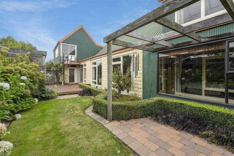 Photo of property in 21 Tudor Avenue, Ilam, Christchurch, 8041