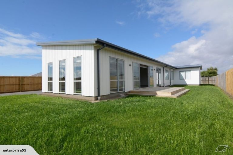 Photo of property in 32 Kingsbridge West, Burwood, Christchurch, 8083