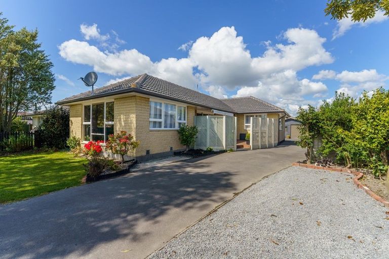 Photo of property in 74 Wingate Street, Redwood, Christchurch, 8051