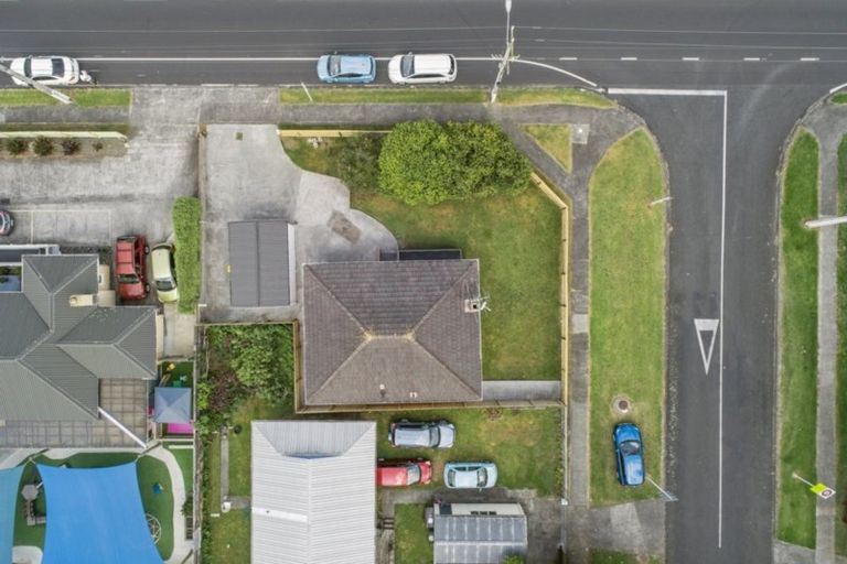 Photo of property in 97 Russell Road, Manurewa, Auckland, 2102