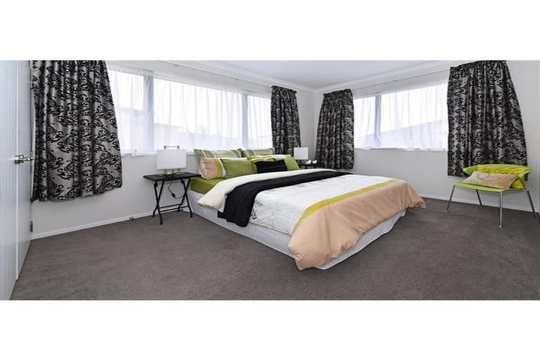 Photo of property in 15 Dawood Place, The Gardens, Auckland, 2105