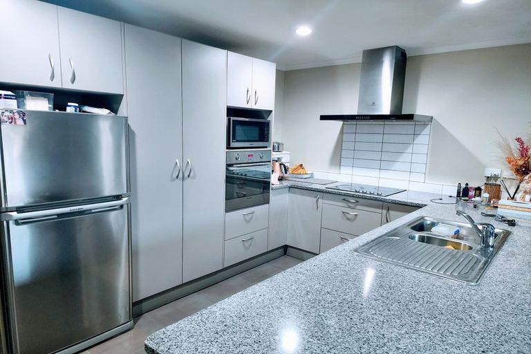 Photo of property in 55b Kenderdine Road, Papatoetoe, Auckland, 2025