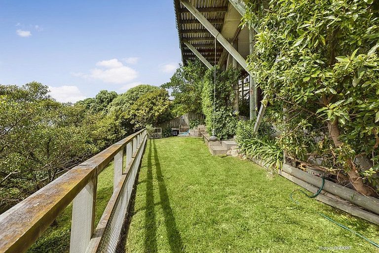 Photo of property in 88 Frobisher Street, Island Bay, Wellington, 6023