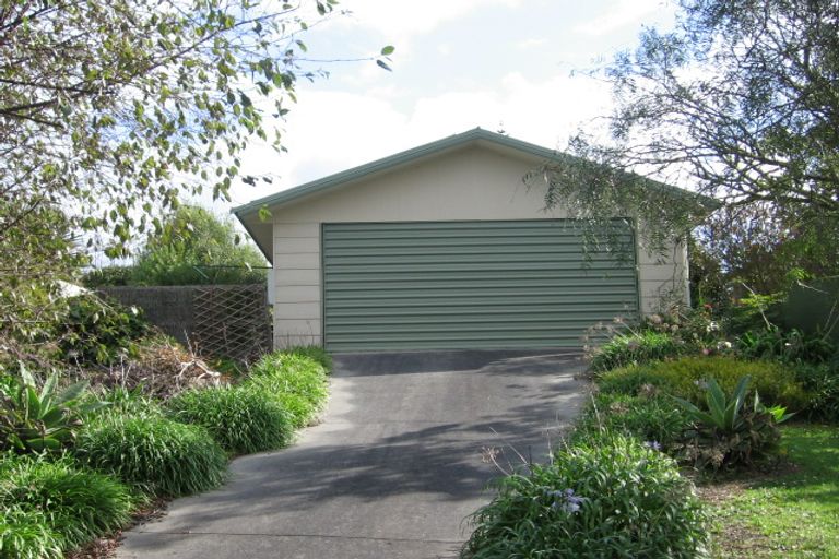 Photo of property in 13 Marshall Road, Kaiwaka, 0573