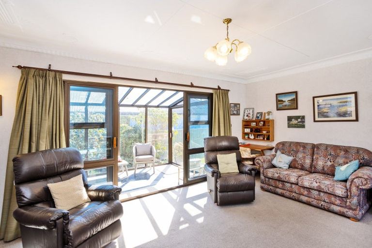 Photo of property in 24 Palmer Street, Grasmere, Invercargill, 9810