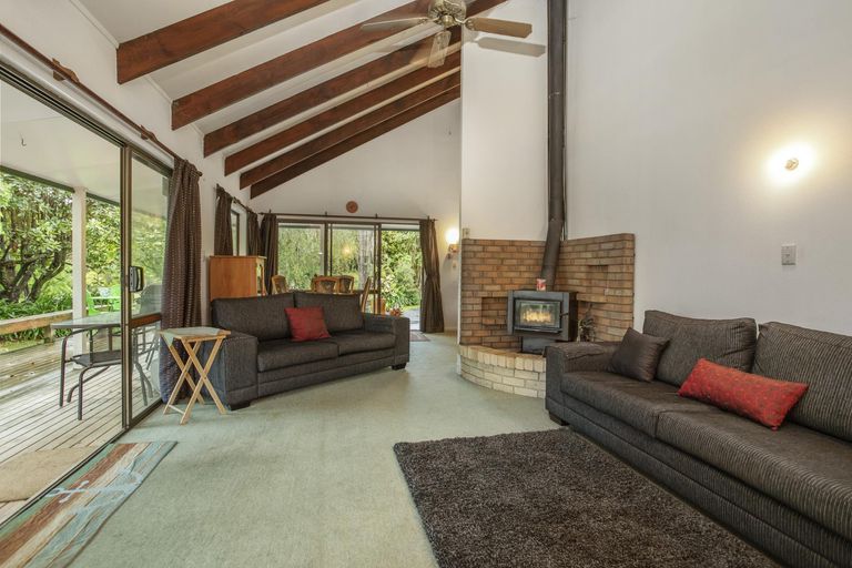 Photo of property in 60 Dale Road, Ramarama, Drury, 2579