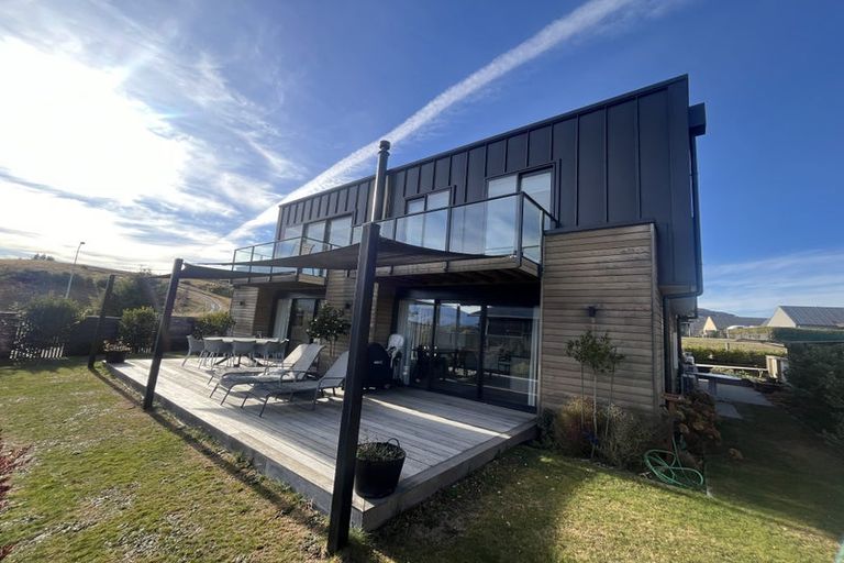 Photo of property in 251 Aubrey Road, Wanaka, 9305