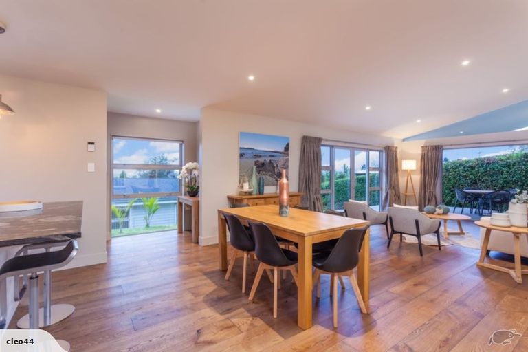 Photo of property in 58a Lemnos Place, Titirangi, Auckland, 0604