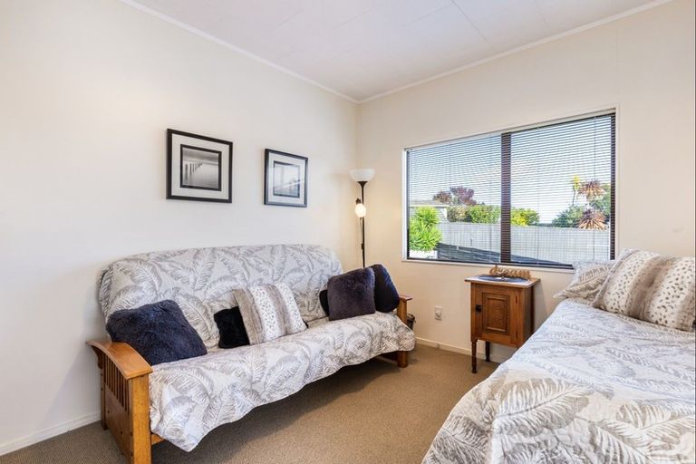 Photo of property in 40 Saint James Street, Richmond Heights, Taupo, 3330