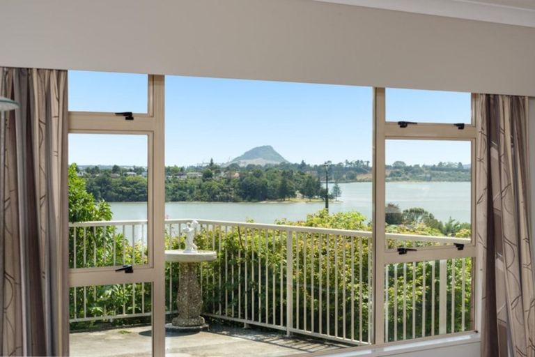 Photo of property in 7 Downing Place, Welcome Bay, Tauranga, 3112